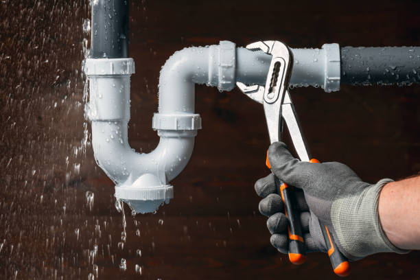 Professional Plumbing technician working in Palmyra, NJ